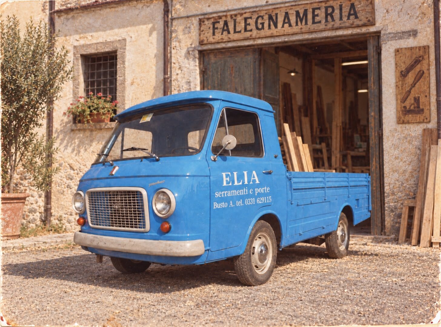 Il primo mezzo aziendale Elia Serramenti nel 1969